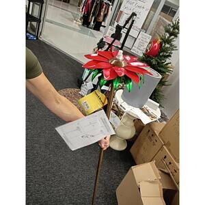 Plow & Hearth metal oil light, new from QVC